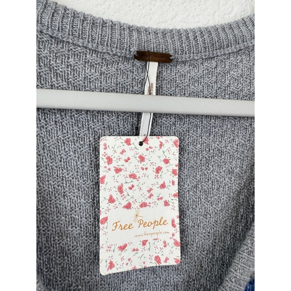 Free People Gray and Blue V-Neck Sweater - Picture 4 of 9